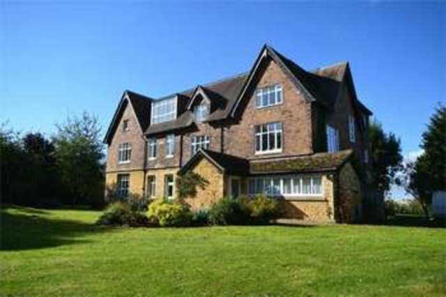  Image of 2 bedroom Flat for sale in Lower Quinton Lower Quinton Stratford-upon-Avon CV37 at Lower Quinton Stratford-Upon-Avon, CV37 8SG
