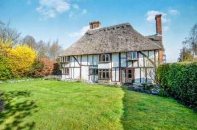  Image of 4 bedroom Detached house for sale in Lower Road East Farleigh Maidstone ME15 at East Farleigh Maidstone Coxheath, ME15 0JW