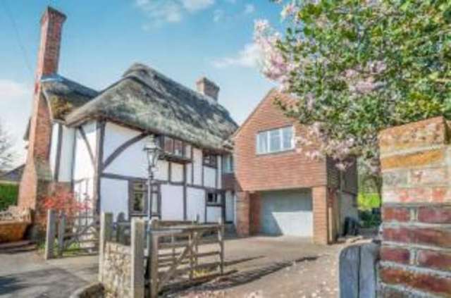 Image of 4 bedroom Detached house for sale in Lower Road East Farleigh Maidstone ME15 at East Farleigh Maidstone Coxheath, ME15 0JW
