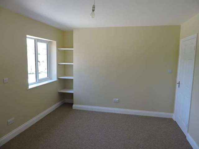  Image of 4 bedroom Chalet to rent in Lower Road Hemingstone Ipswich IP6 at Lower Road Hemingstone Ipswich, IP6 9RT