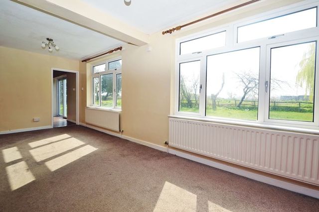  Image of 4 bedroom Detached house to rent in Lower Strode Road Clevedon BS21 at Lower Strode Road  Clevedon, BS21 6UU