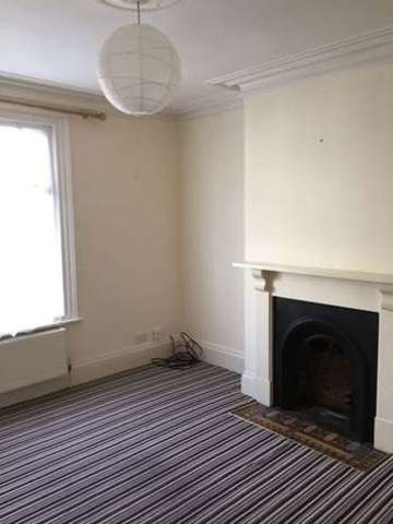  Image of 3 bedroom Terraced house to rent in Reeve Street Lowestoft NR32 at Reeve Street  Lowestoft, NR32 1UF