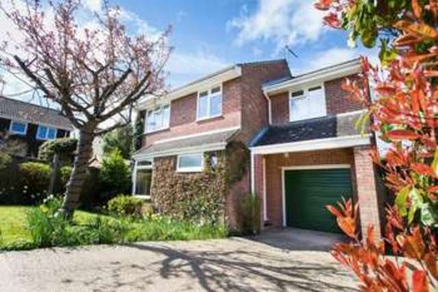  Image of 4 bedroom Detached house for sale in Wayne Close Lowestoft NR32 at Wayne Close  Lowestoft, NR32 4SX