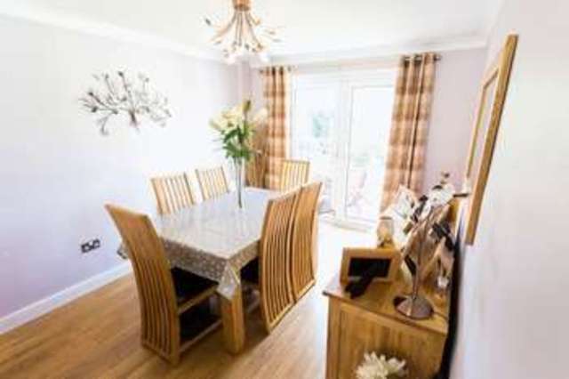  Image of 4 bedroom Detached house for sale in Wayne Close Lowestoft NR32 at Wayne Close  Lowestoft, NR32 4SX