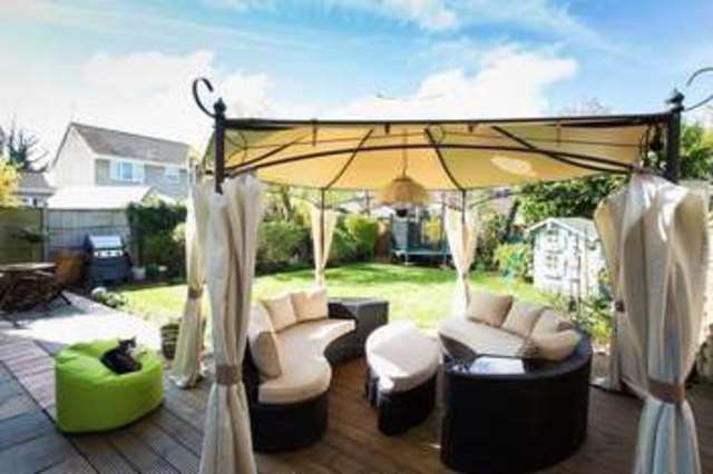  Image of 4 bedroom Detached house for sale in Wayne Close Lowestoft NR32 at Wayne Close  Lowestoft, NR32 4SX