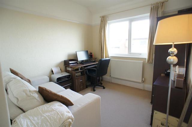  Image of 2 bedroom Terraced house for sale in Loxley View Road Sheffield S10 at Crookes Sheffield Fulwood, S10 1QZ