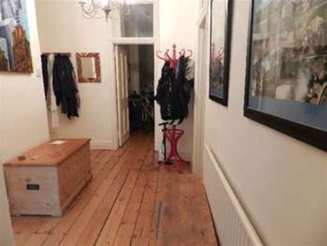  Image of 2 bedroom Property to rent in Lurline Gardens London SW11 at Lurline Gardens London London, SW11 4DG