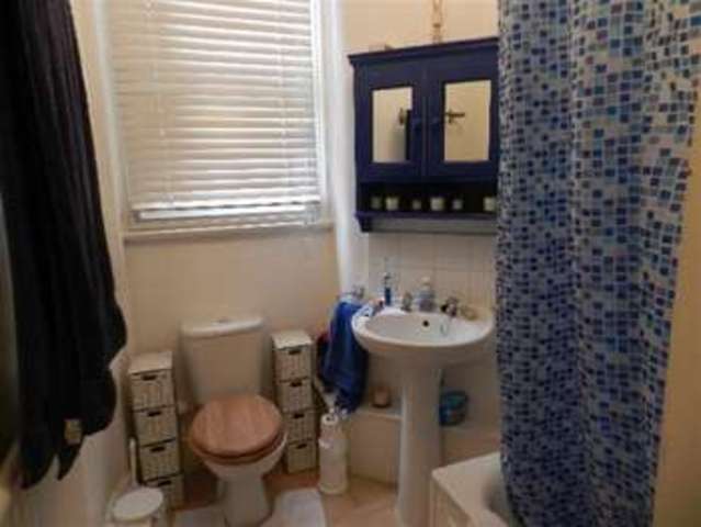 Image of 2 bedroom Property to rent in Lurline Gardens London SW11 at Lurline Gardens London London, SW11 4DG