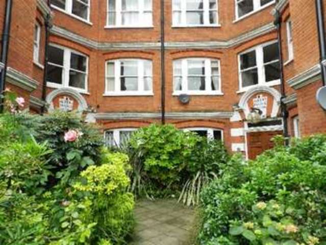  Image of 2 bedroom Property to rent in Lurline Gardens London SW11 at Lurline Gardens London London, SW11 4DG