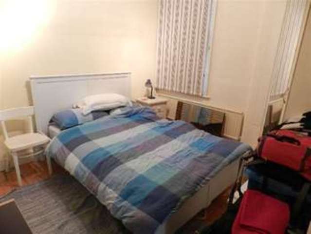  Image of 2 bedroom Property to rent in Lurline Gardens London SW11 at Lurline Gardens London London, SW11 4DG