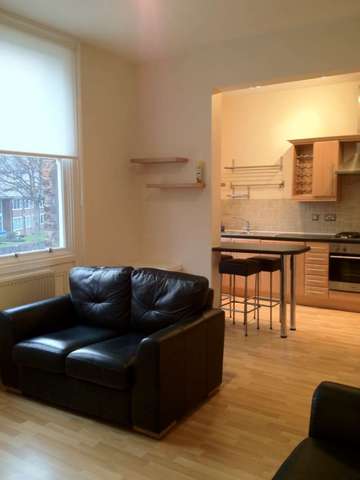  Image of 2 bedroom Flat for sale in Elmsley Road Mossley Hill Liverpool L18 at Mossley Hill Liverpool Mossley Hill, L18 8AY