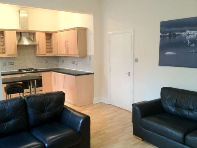  Image of 2 bedroom Flat for sale in Elmsley Road Mossley Hill Liverpool L18 at Mossley Hill Liverpool Mossley Hill, L18 8AY