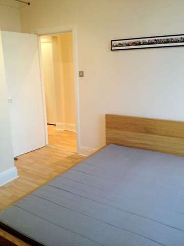  Image of 2 bedroom Flat for sale in Elmsley Road Mossley Hill Liverpool L18 at Mossley Hill Liverpool Mossley Hill, L18 8AY