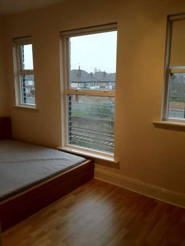  Image of 2 bedroom Flat for sale in Elmsley Road Mossley Hill Liverpool L18 at Mossley Hill Liverpool Mossley Hill, L18 8AY