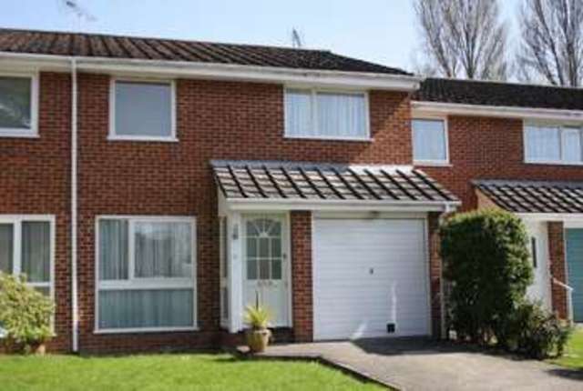  Image of 4 bedroom Terraced house for sale in In The Ray Maidenhead SL6 at In the Ray  Maidenhead, SL6 8DH