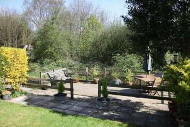  Image of 4 bedroom Terraced house for sale in In The Ray Maidenhead SL6 at In the Ray  Maidenhead, SL6 8DH