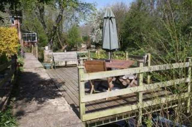  Image of 4 bedroom Terraced house for sale in In The Ray Maidenhead SL6 at In the Ray  Maidenhead, SL6 8DH