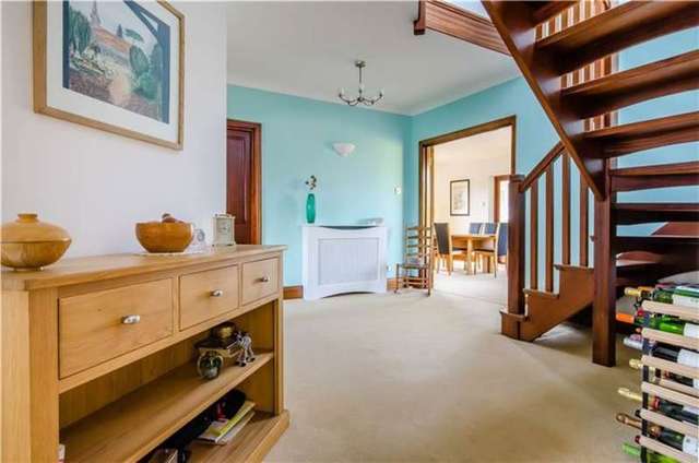  Image of 4 bedroom Chalet for sale in Malthouse Way Barrington Cambridge CB22 at Barrington, CB22 7RR
