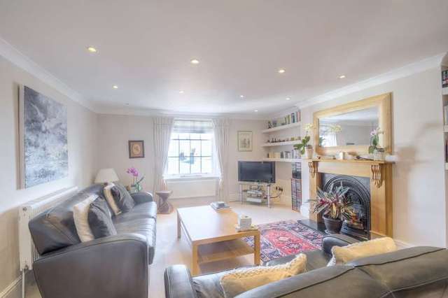  Image of 3 bedroom Flat for sale in Maltravers Street Arundel BN18 at Arundel  Arundel, BN18 9BU