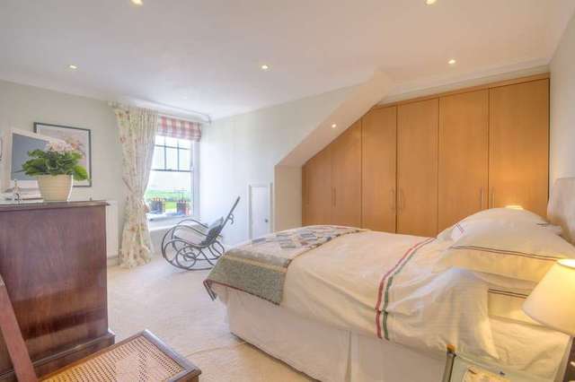  Image of 3 bedroom Flat for sale in Maltravers Street Arundel BN18 at Arundel  Arundel, BN18 9BU