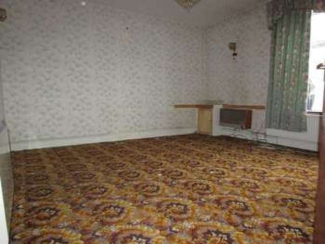  Image of 3 bedroom Terraced house for sale in Malvern Avenue Bury BL9 at Malvern Avenue  Bury, BL9 6NW