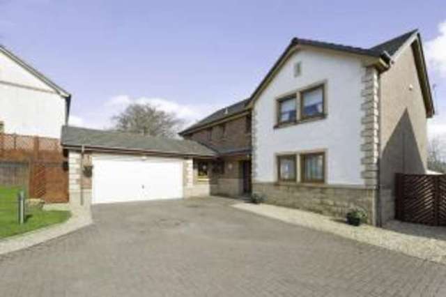  Image of 5 bedroom Detached house for sale in Manor Park Avenue Paisley PA2 at Paisley Renfrewshire Elderslie, PA2 9BF