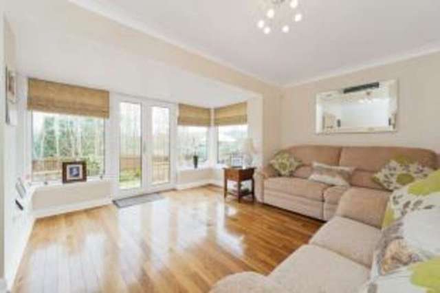  Image of 5 bedroom Detached house for sale in Manor Park Avenue Paisley PA2 at Paisley Renfrewshire Elderslie, PA2 9BF
