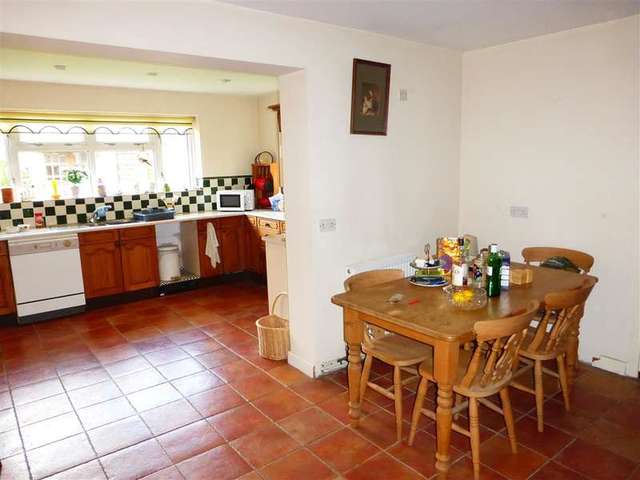  Image of 3 bedroom Detached house for sale in Marine Drive Goring-by-Sea Worthing BN12 at Goring-By-Sea Worthing Worthing, BN12 4QN