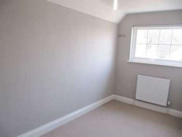  Image of 2 bedroom Flat to rent in Spittal Street Marlow SL7 at Spittal Street  Marlow, SL7 3HJ