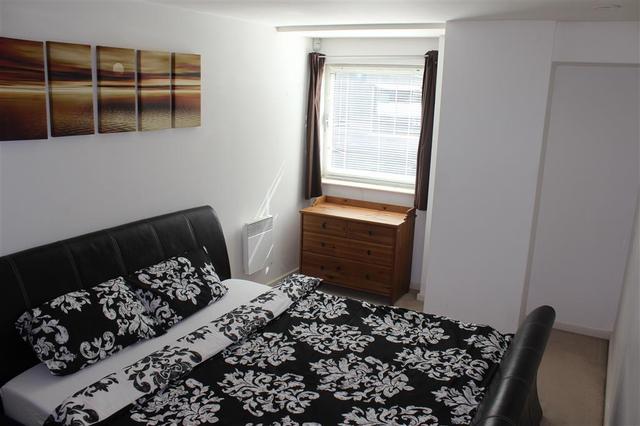  Image of 2 bedroom Apartment to rent in Masshouse Plaza Birmingham B5 at Masshouse Plaza  BIRMINGHAM, B5 5JE