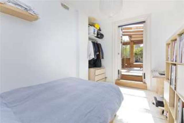  Image of 2 bedroom Flat for sale in Matthias Road London N16 at Stoke Newington London Newington Green, N16 8NW