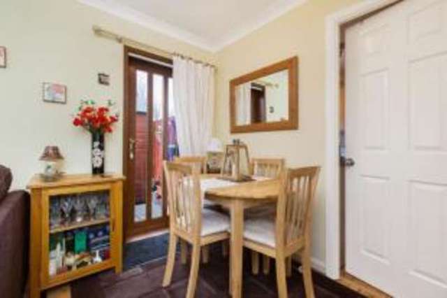  Image of 2 bedroom Flat for sale in Maxwood Place Girdle Toll Irvine KA11 at Girdle Toll Irvine Perceton, KA11 1QG