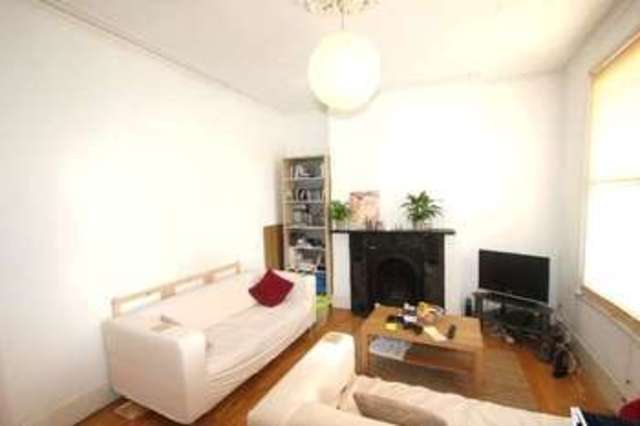  Image of 3 bedroom Flat to rent in Mayton Street London N7 at London N7 6QR Holloway, N7 6QR
