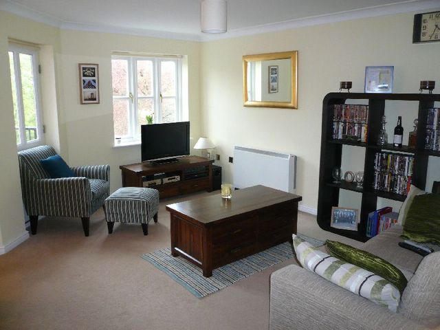  Image of 2 bedroom Flat to rent in Hagley Road Edgbaston Birmingham B17 at Birmingham, B17 8DJ