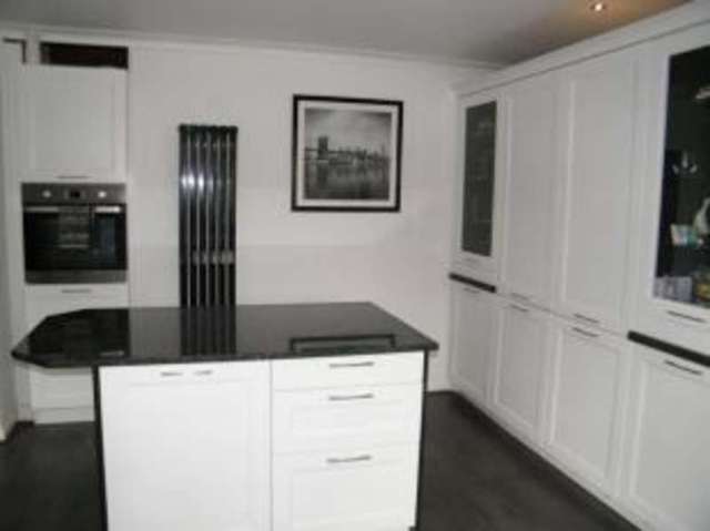  Image of 3 bedroom Semi-Detached house for sale in Meadow Road Catshill Bromsgrove B61 at Catshill Bromsgrove Catshill, B61 0JL