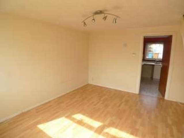  Image of 2 bedroom Terraced house for sale in Meldrum Road Kirkcaldy KY2 at Meldrum Road  Kirkcaldy, KY2 5HX