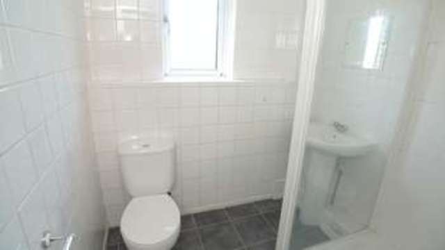  Image of 2 bedroom Terraced house for sale in Meldrum Road Kirkcaldy KY2 at Meldrum Road  Kirkcaldy, KY2 5HX