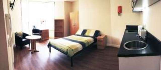  Image of 1 bedroom Property to rent in Highfields Road Huddersfield HD1 at Highfields Road  Huddersfield, HD1 5LP