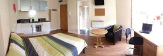  Image of 1 bedroom Property to rent in Highfields Road Huddersfield HD1 at Highfields Road  Huddersfield, HD1 5LP