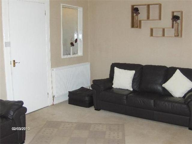  Image of 1 bedroom Flat to rent in Melville Place Carluke ML8 at Carluke South Lanarkshire South Lanarkshire, ML8 5BT