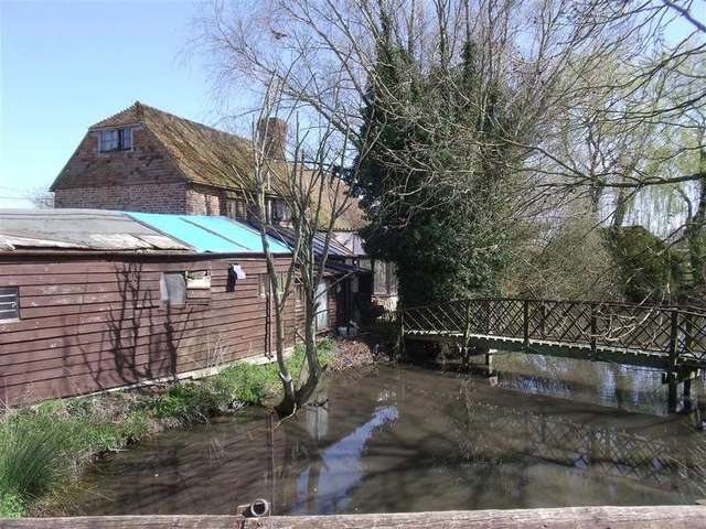 Image of 3 bedroom Detached house for sale in Mersham Ashford TN25 at Ashford Kent Ashford, TN25 7HL