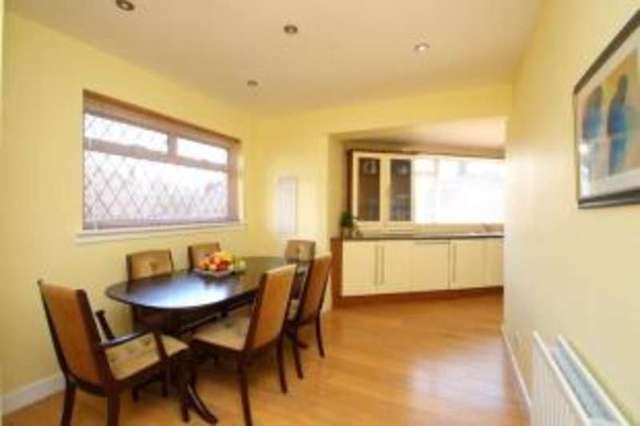  Image of 4 bedroom Detached house for sale in Methven Avenue Bearsden Glasgow G61 at Bearsden Glasgow Bearsden, G61 2AY