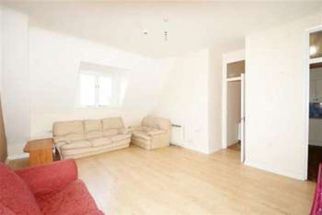  Image of 2 bedroom Flat for sale in Cold Harbour Milborne Port Sherborne DT9 at Cold Harbour  Milborne Port, DT9 5EL