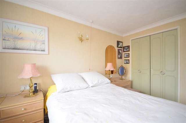  Image of 1 bedroom Retirement Property for sale in Mill Bay Lane Horsham RH12 at Horsham West Sussex Horsham, RH12 1SS