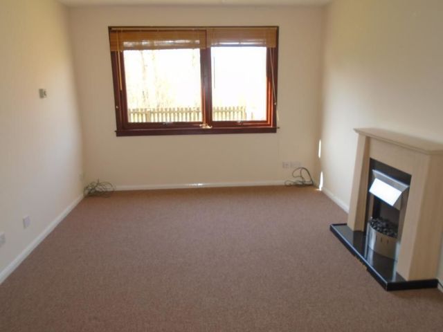  Image of 2 bedroom Semi-Detached house to rent in Millbank Road Dingwall IV15 at Dingwall Highland Highland, IV15 9UH