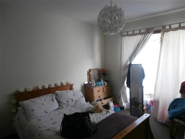  Image of 7 bedroom Terraced house to rent in Milton Road Southampton SO15 at Shirley, SO15 2HS