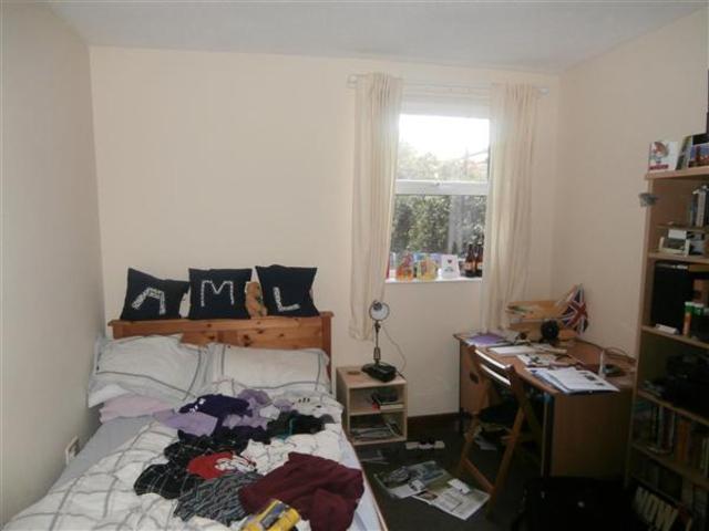  Image of 7 bedroom Terraced house to rent in Milton Road Southampton SO15 at Shirley, SO15 2HS