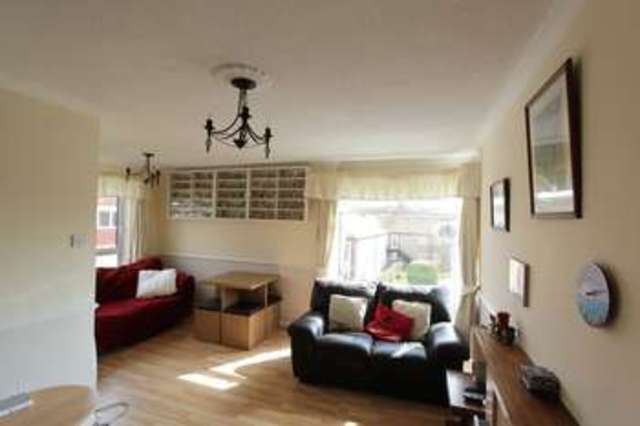  Image of 1 bedroom Flat for sale in Minster Court Beverley HU17 at Minster Court  Beverley, HU17 8HQ