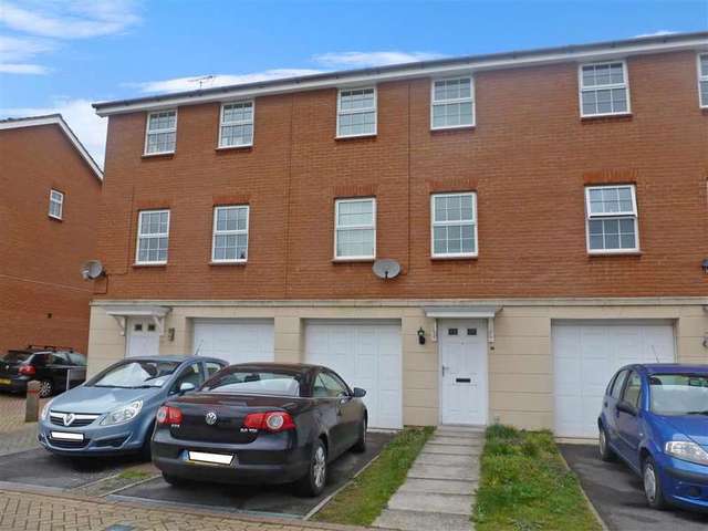  Image of 3 bedroom Town House for sale in Moonstone Square Sittingbourne ME10 at Sittingbourne Kent Sittingbourne, ME10 5JN