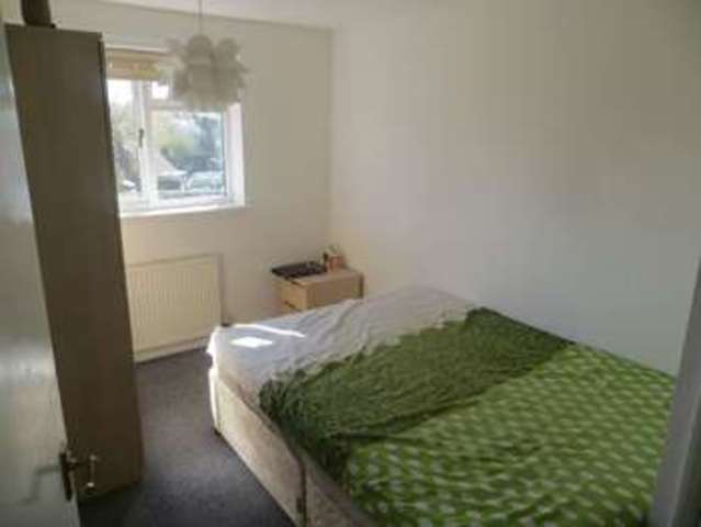  Image of 2 bedroom Flat to rent in Moor Lane Amington Tamworth B77 at Moor Lane  Tamworth, B77 3AT